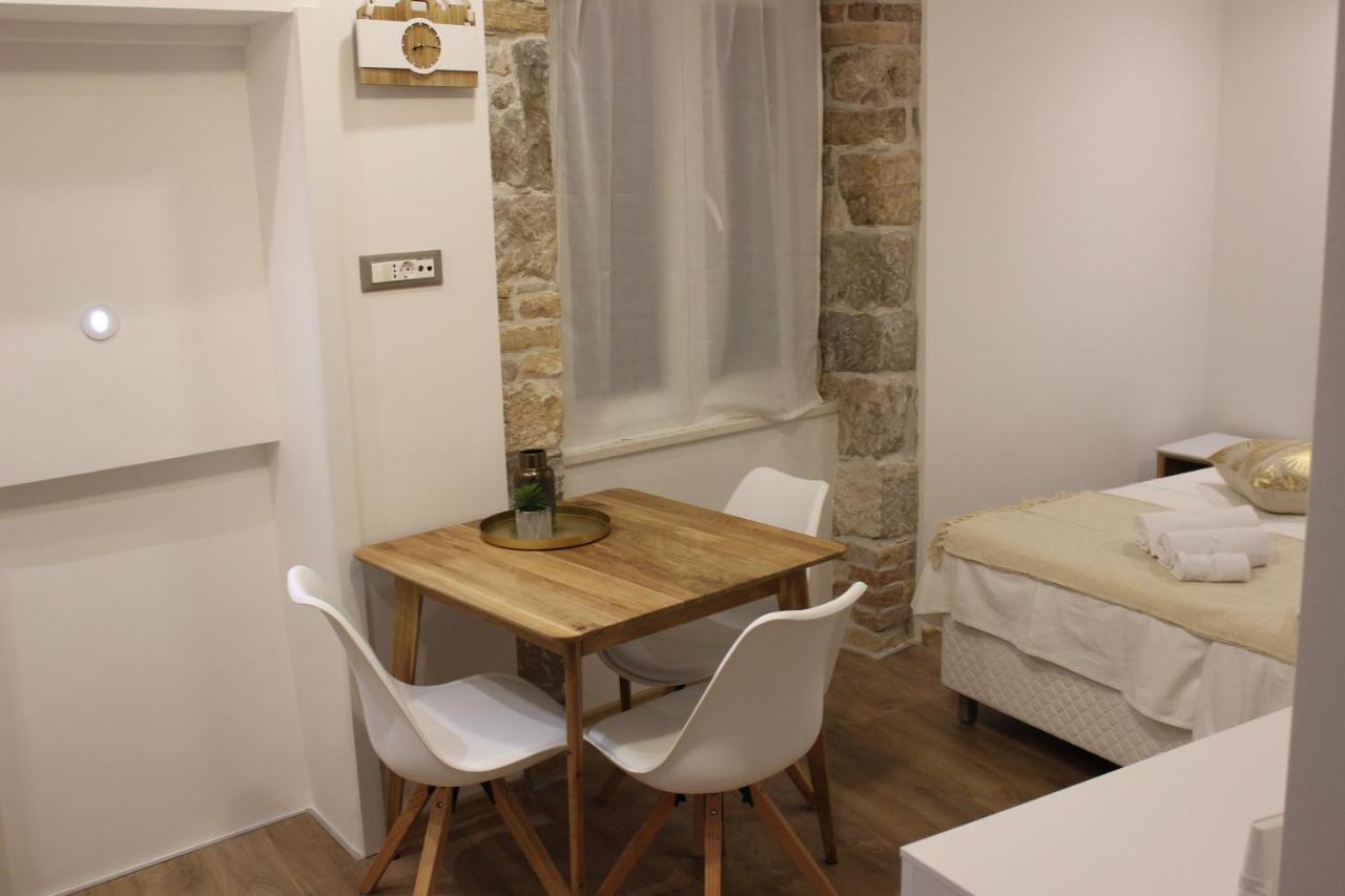 Apartma Petra In The Center Of The *