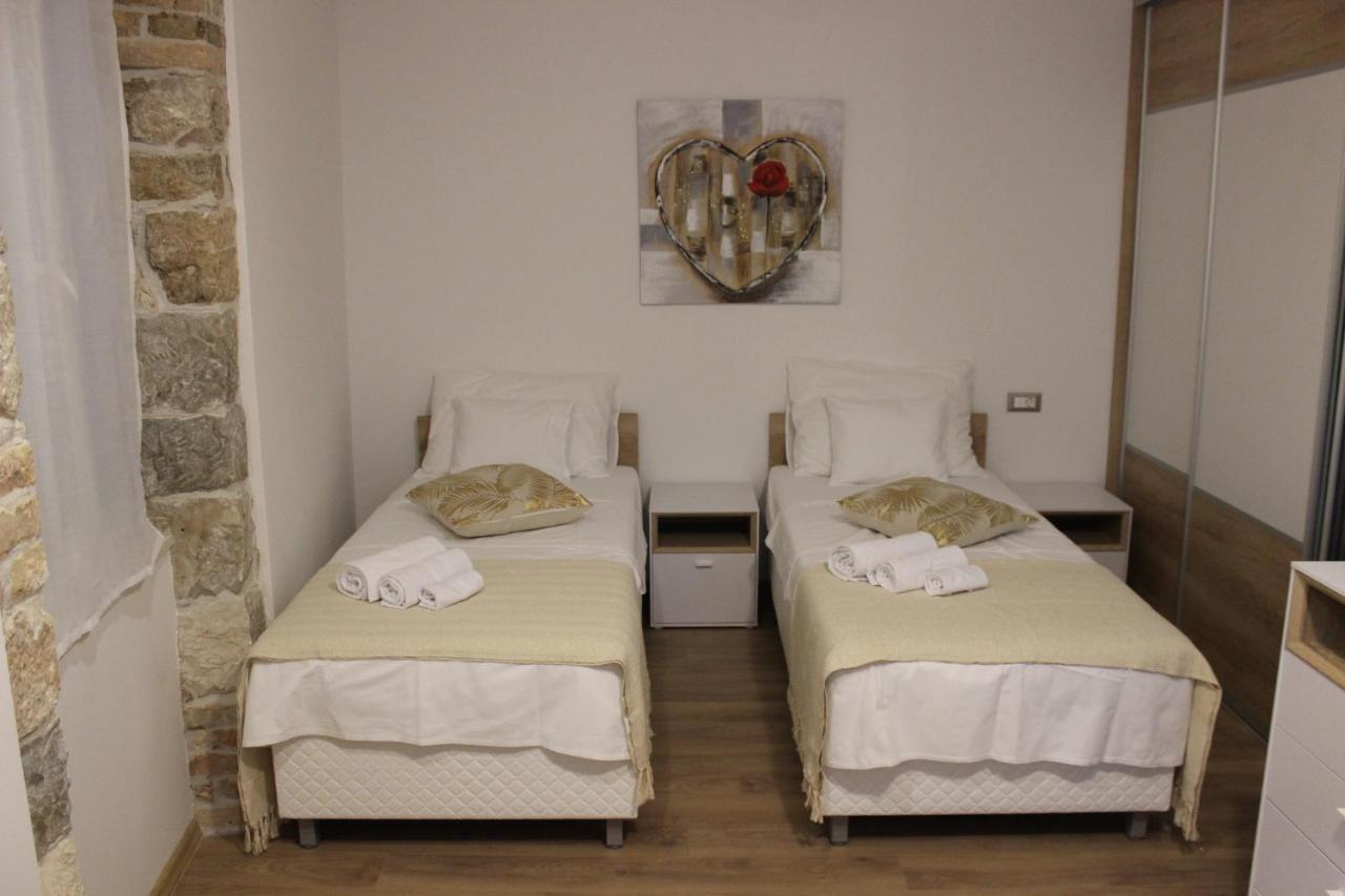Apartma Petra In The Center Of The *